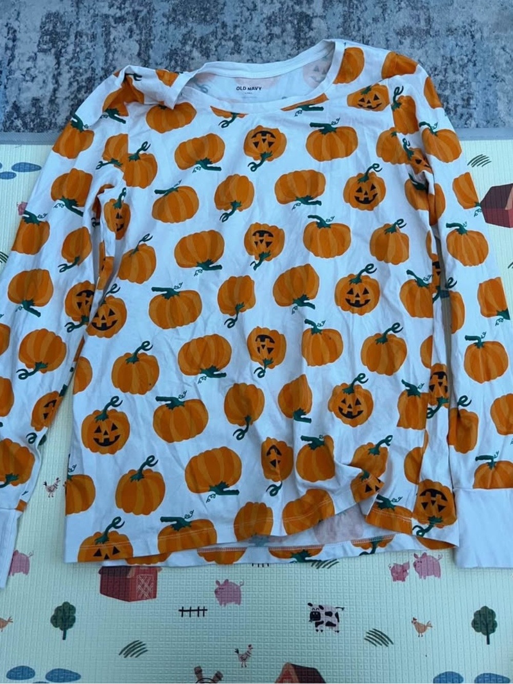 Old Navy White & Orange Pumpkin Print Long Sleeve Pajama Top